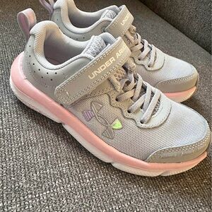 Under Armour Kids' Light Gray and Pink Sneakers